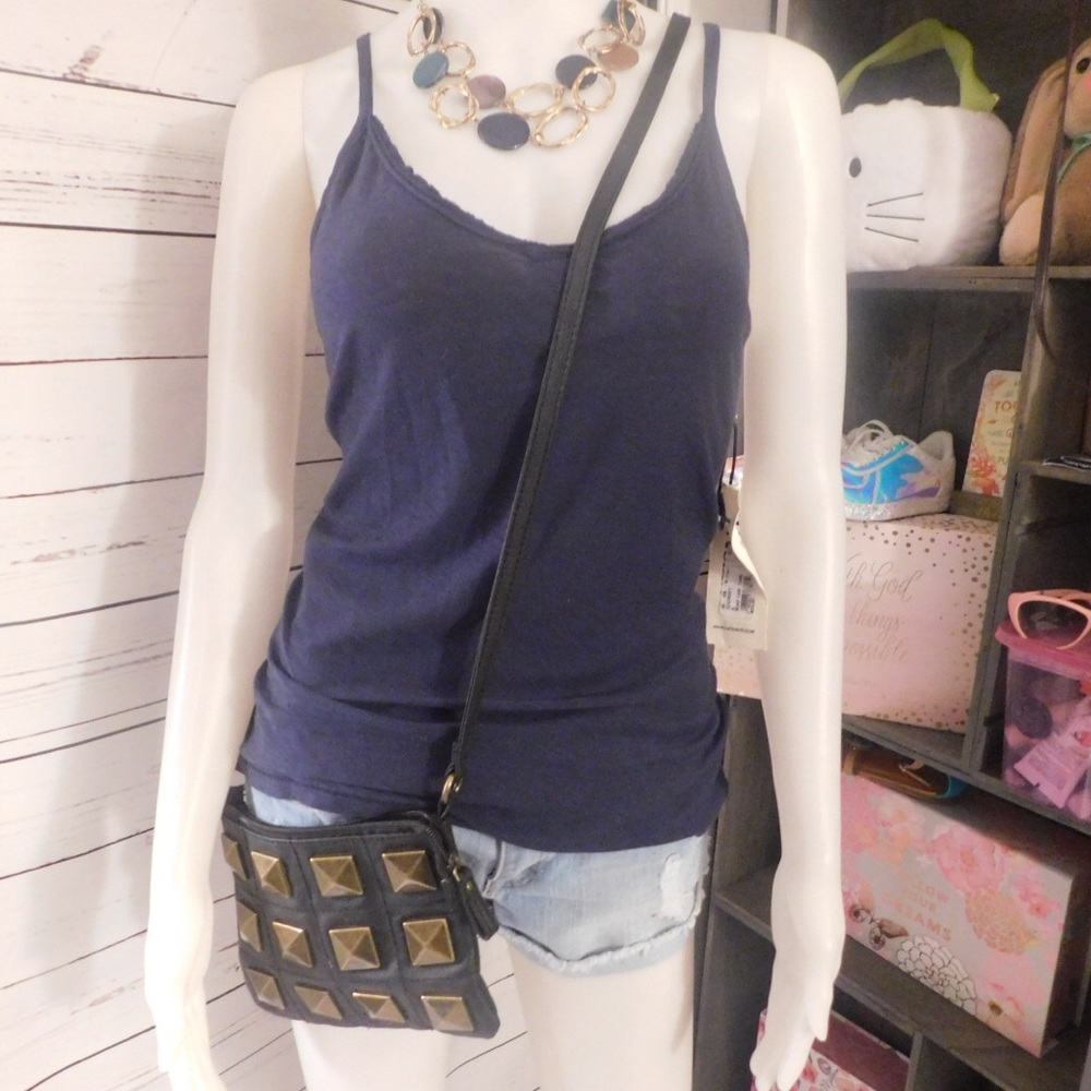 NEW✌️NOAH CAMI TANK✌️WITH CROSSBODY PURSE ✌️